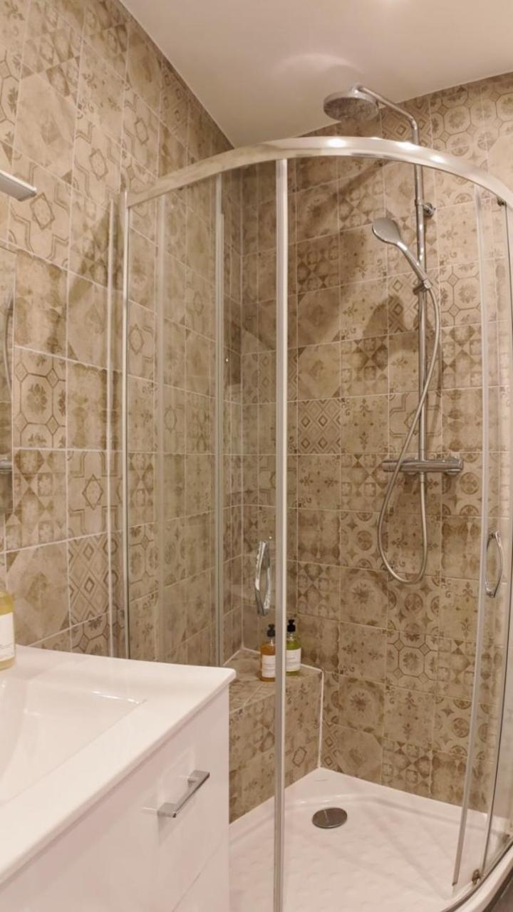 L'Escapade, Appartement Cosy Au Coeur De Γκρας Εξωτερικό φωτογραφία